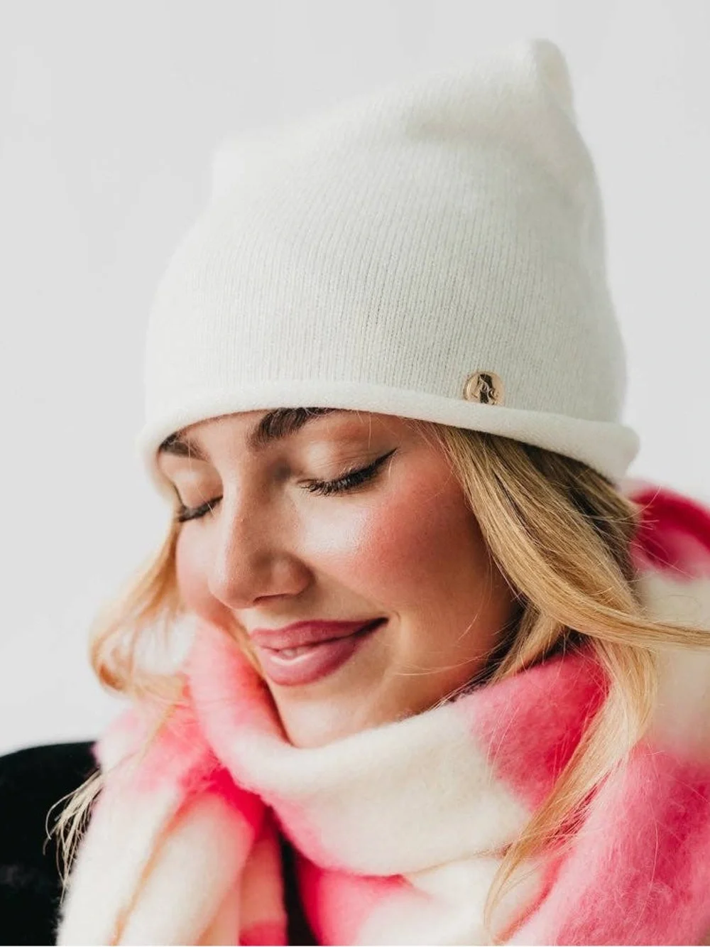 NWT Cashmere Blend Beanie | Rolled Edge Winter Hat | Soft Cozy Knit | Ivory